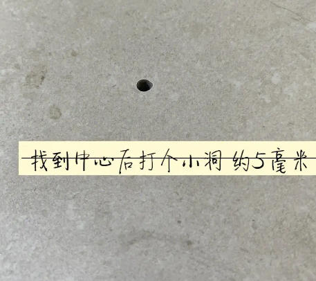 衡水市瓷砖空鼓维修公司专业解答在瓷砖铺贴过程中，如果砂料搅拌不均匀，将会带来以下问题